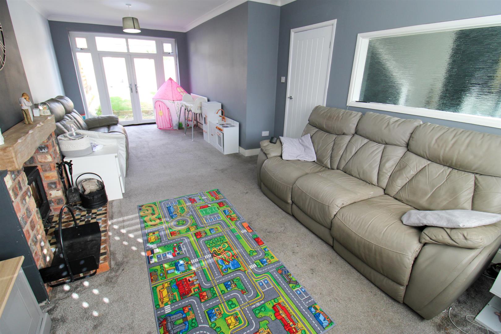 Phillipson Way, Smallthorne, Stoke-On-Trent